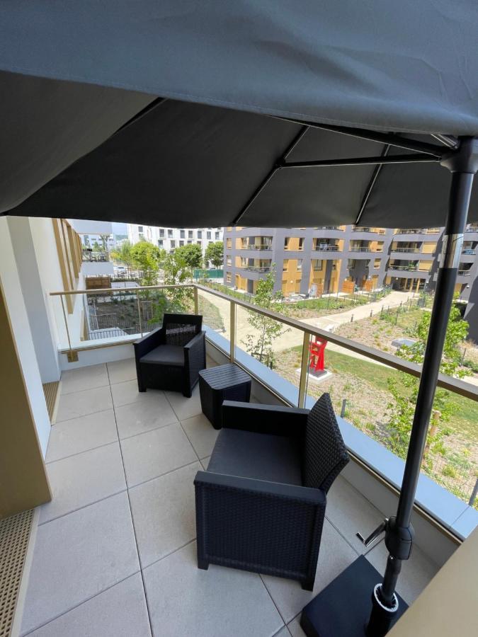 Superbe T2 Proche De La Gare Rer Tgv Massy Palaiseau Apartamento Exterior foto